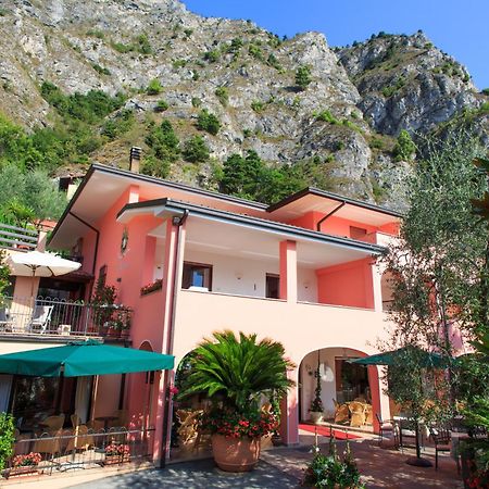 Hotel La Gardenia & Villa Oleandra Limone sul Garda Pokoj fotografie