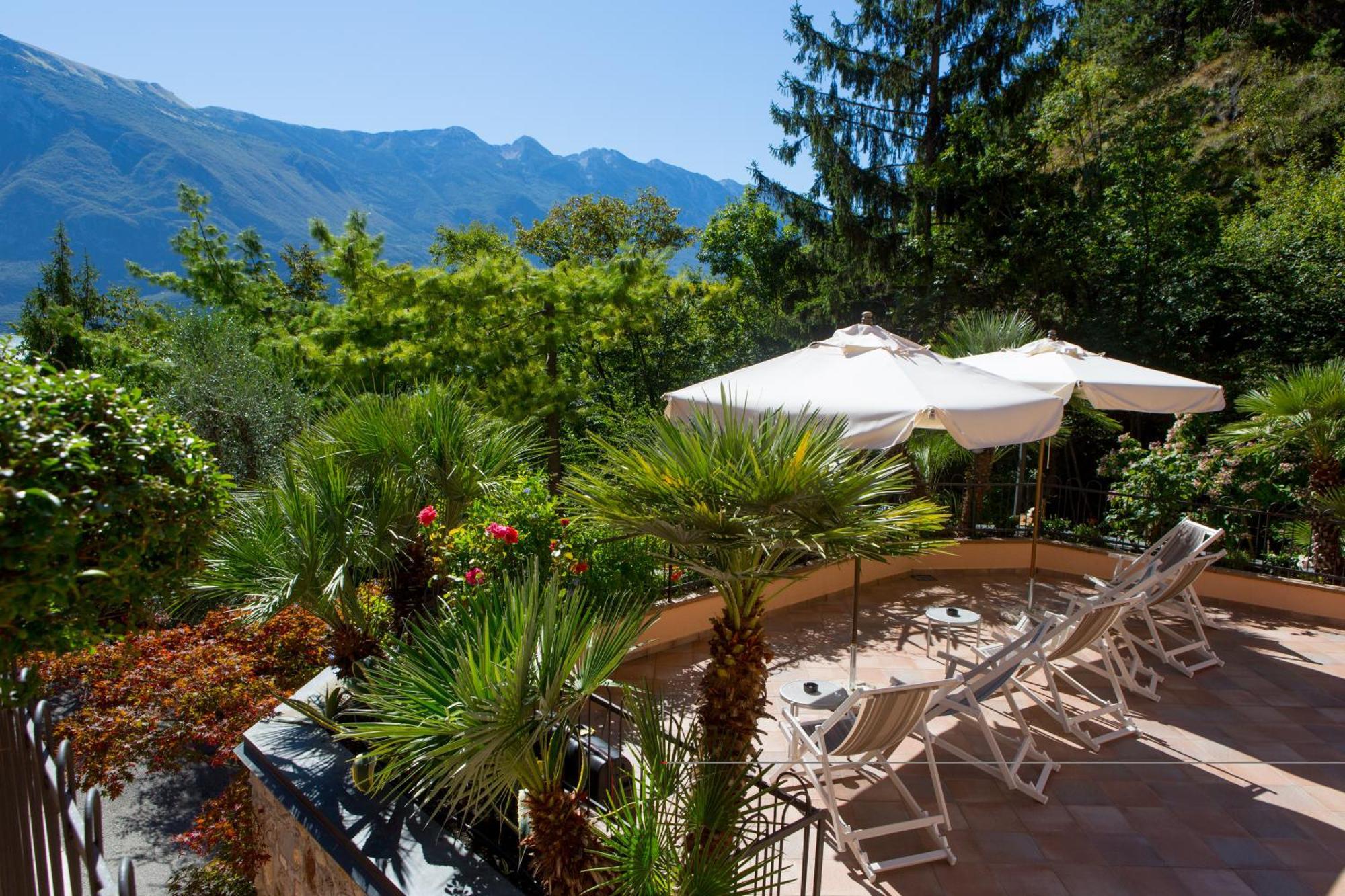 Hotel La Gardenia & Villa Oleandra Limone sul Garda Pokoj fotografie